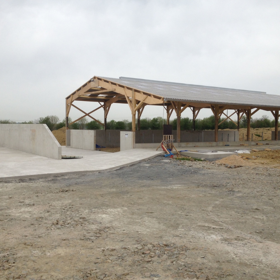 Construction Batiment Laitier Et Silos à Rannée (35)